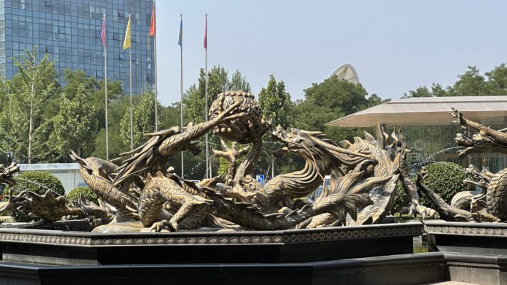 tòa nhà chính đại học sư phạm thủ đô